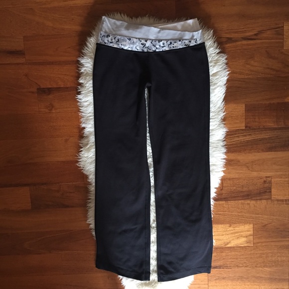 Lululemon Astro Pant - Picture 3 of 8